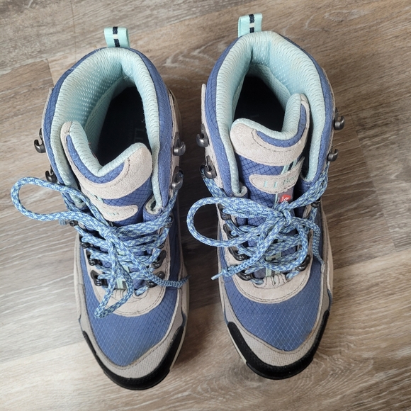 Blue L.L. Bean Women's Hiking Boots Size 9W - Picture 3 of 6